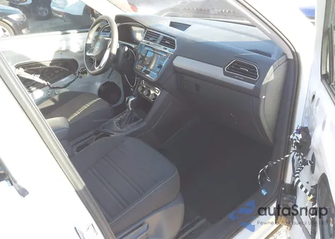 2024 Volkswagen Tiguan 2.0T S z USA, uszkodzony, nr VIN 3VVRB7AX2RM080273